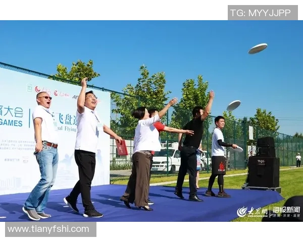 南京飞盘队在全国速度排行榜中荣登第九名展现出色竞技实力与团队精神 南京飞盘队在全国速度排行榜中荣登第九名展现出色竞技实力与团队精神