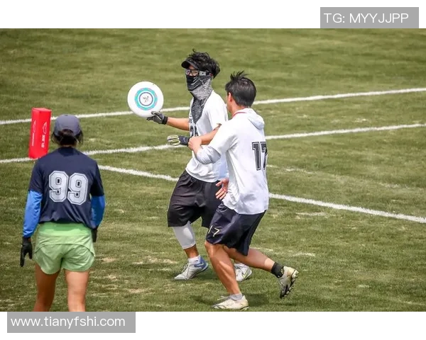 赛后分析:西安飞盘队与武汉飞盘队的战术意识与团队配合探讨 赛后分析:西安飞盘队与武汉飞盘队的战术意识与团队配合探讨