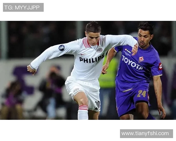 利兹联与巴伦西亚激情对决谁能在友谊赛中笑到最后