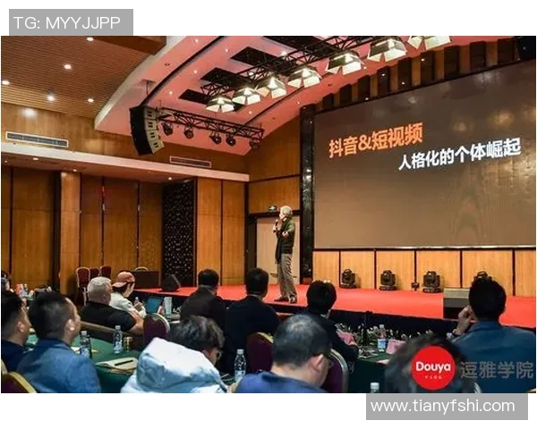 蓝衣战队与棕熊队激烈对决视频直播精彩瞬间回顾与分析