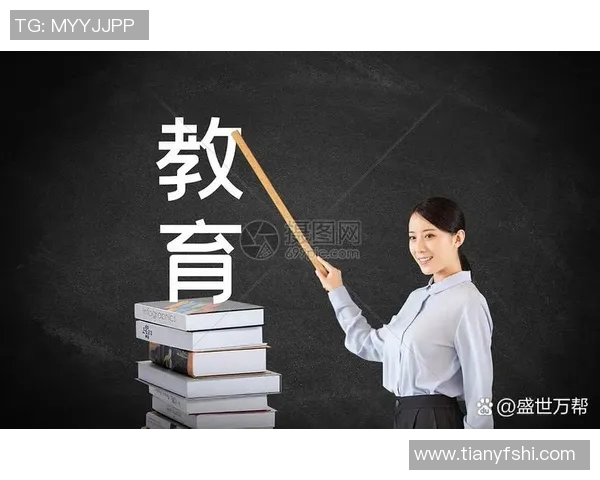 贾诚：在现代职场中如何平衡个人发展与团队合作的挑战与机遇