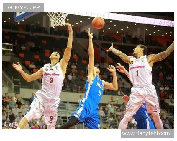 东莞队与八一南昌队激战正酣谁能在这场对决中笑到最后