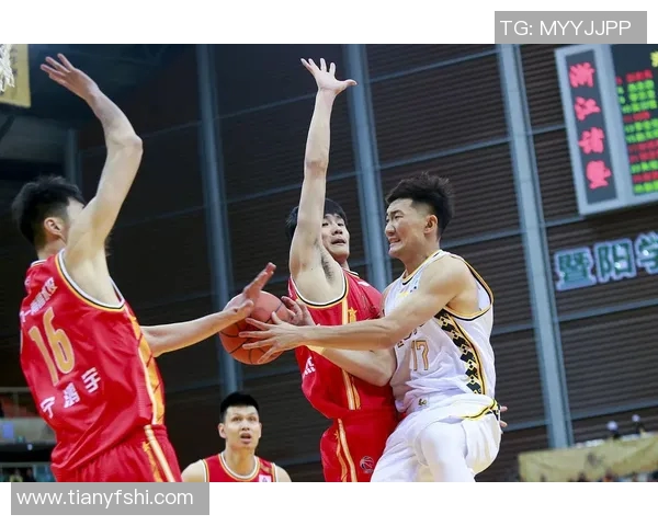 广厦与辽宁激战回顾比赛录像精彩瞬间全解析